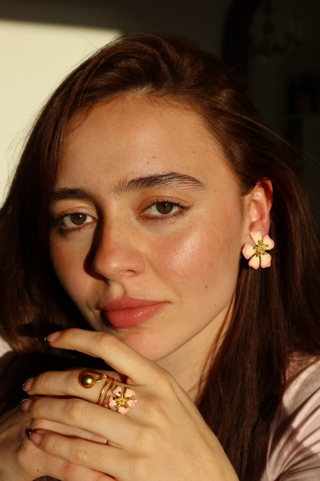 AURORA MIDI ROSA SWIRL EARRINGS